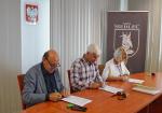 Podpisanie umowy na budowę drogi w kierunku jeziora w Borui